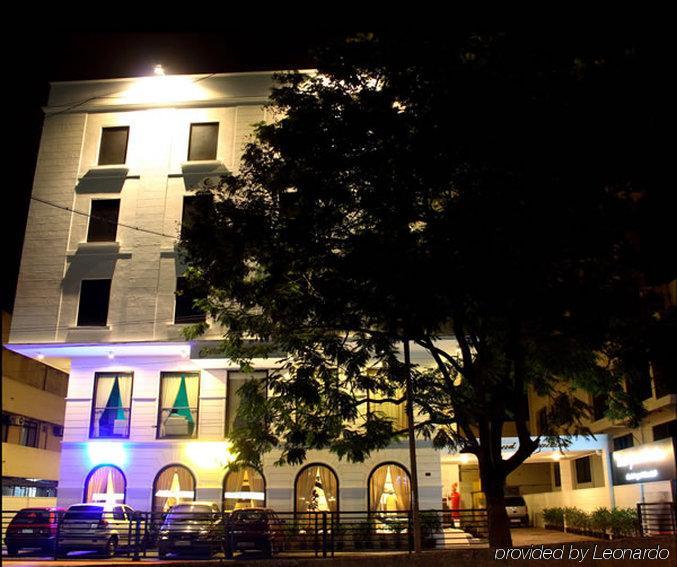 העיר בנגלור Octave Hotel - Double Road מראה חיצוני תמונה